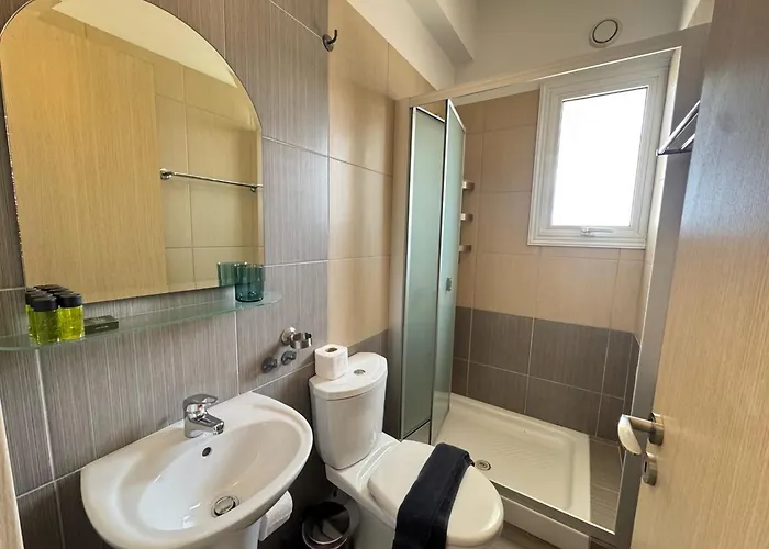 Wealthystays 3br Terrace Bbq With Pool *