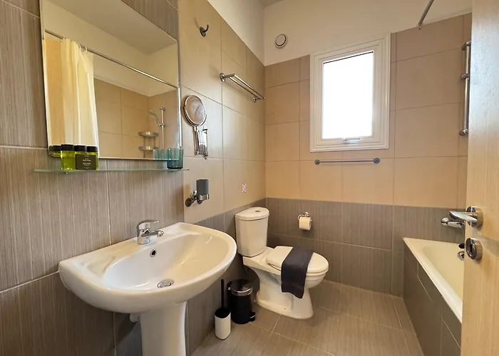 Vila Wealthystays 3br Terrace Bbq With Pool